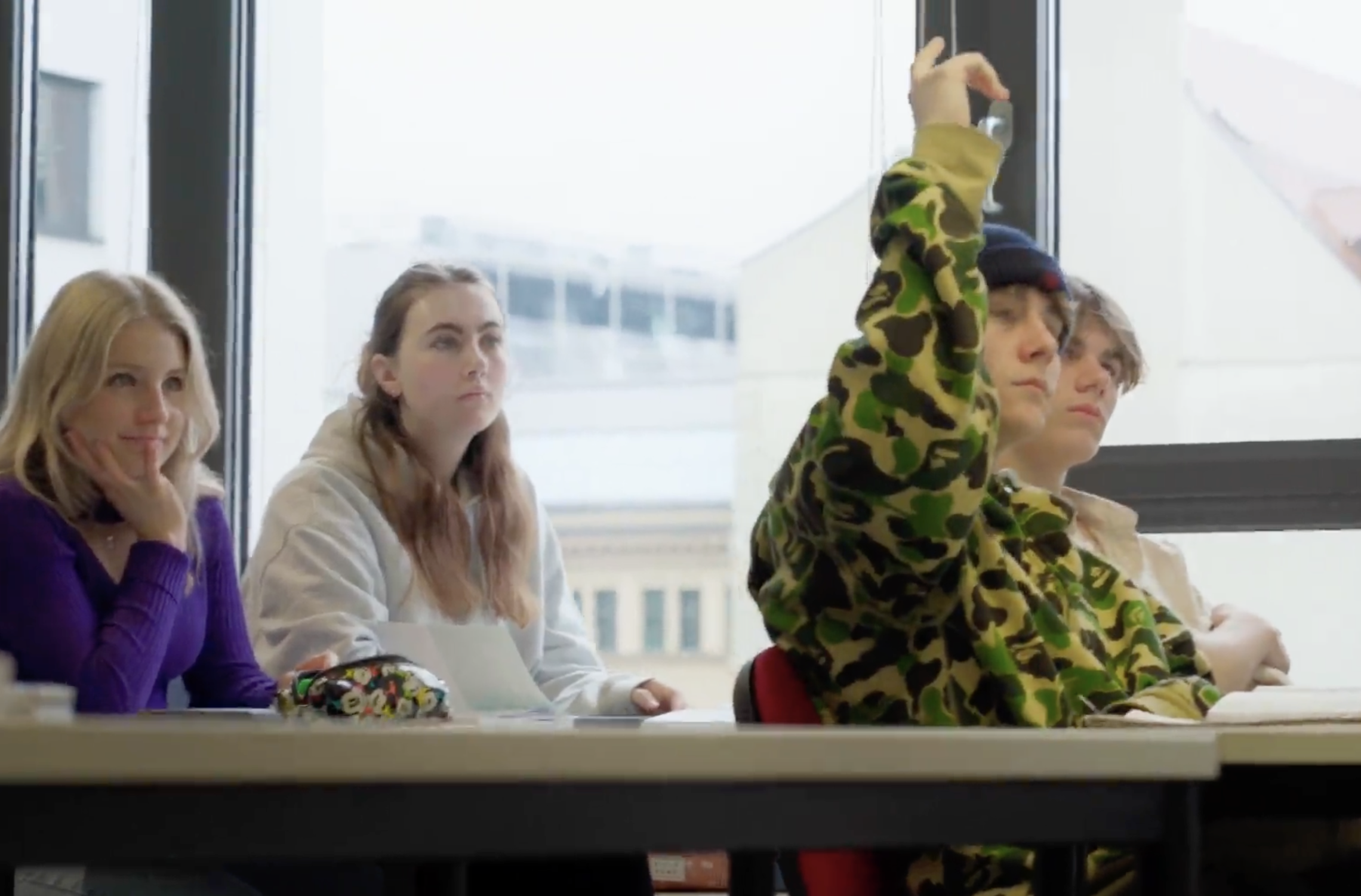 abiturma Dozent am Whiteboard